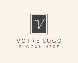 Pr - Elegant Square Lettermark logo design