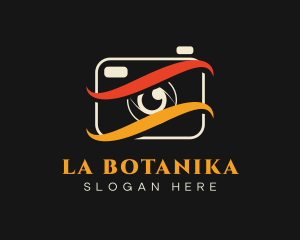 Video - Swoosh Lens Photographer logo design