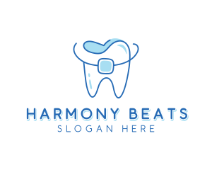 Dentist Tooth Orthodontist Logo