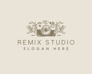 Retro Photography Studio logo design