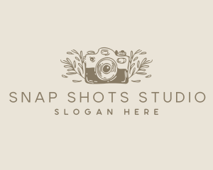 Retro Photography Studio logo design