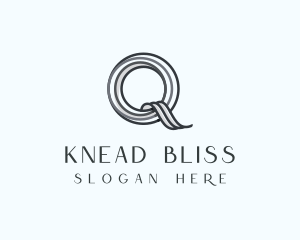 Fashion Boutique Letter Q logo design