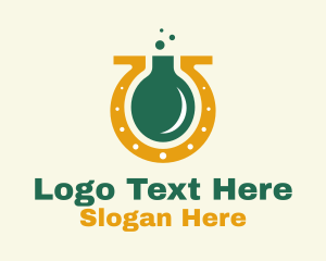 Lucky Horseshoe Flask Logo