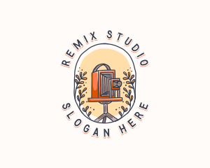 Retro Camera Studio logo design