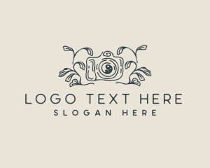 Vintage - Retro Camera Photography logo design