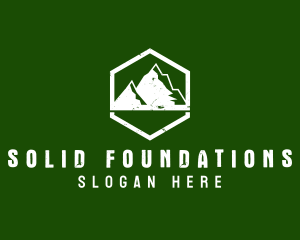 Outdoor Mountain Camp Logo