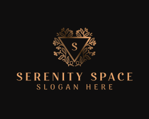 Luxury Beauty Salon Logo