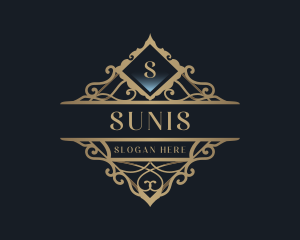 Elegant Luxury Boutique Logo