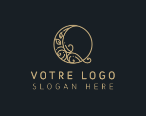 Elegant Decorative Letter Q Logo