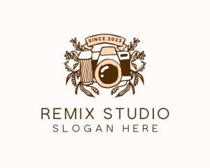 Vintage Camera Studio logo design