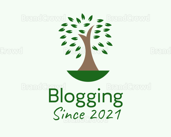 Natural Organic Tree Logo