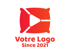 Vlogger - Pillow Video Streamer logo design