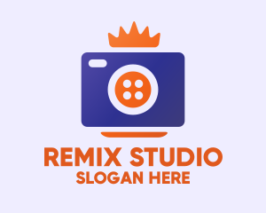 Royal Camera Studio logo design