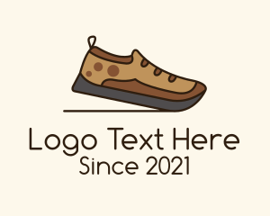 踢 - 棕色步道鞋徽標設計