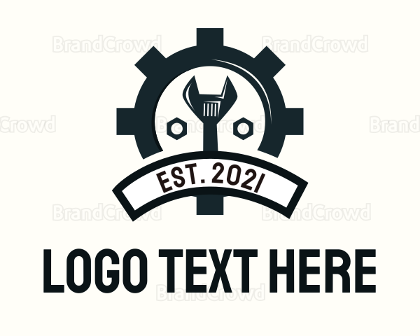 Mechanic Gear Badge Logo