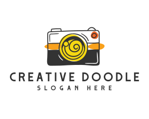 Creative Camera Studio logo design