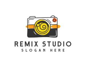 Creative Camera Studio logo design