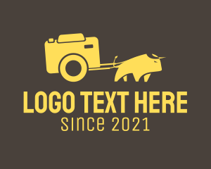 Cameraman - Golden Bull Camera logo design