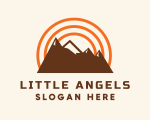 Mountain Outdoor Travel Logo