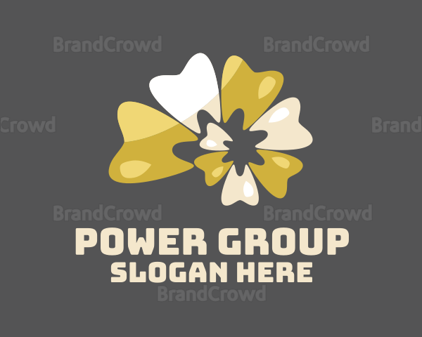 Organic Clover Leaf Logo