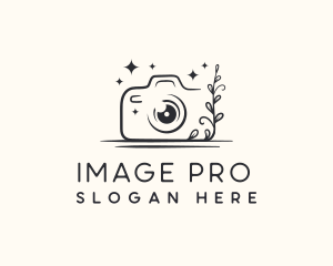 Camera Creative Media logo design