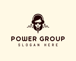 Podcast Mic Girl Logo
