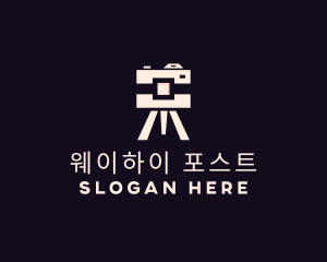 Camera Tripod Photographer logo design