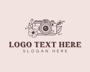 Blogger - Camera Photography Studio logo design