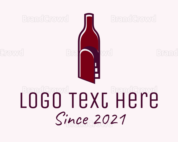 Maroon Cellar Door Logo