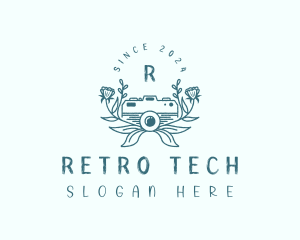 Vintage Camera Studio logo design