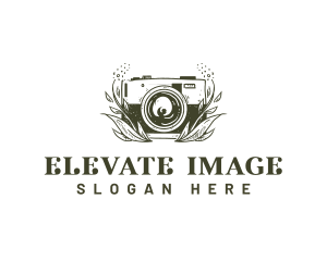 Camera Vintage Studio logo design