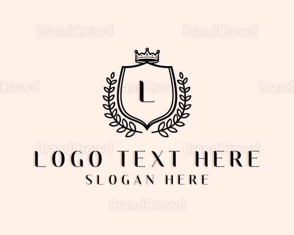 Royalty Wreath Boutique Logo