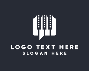 Piano Chat Messaging Logo
