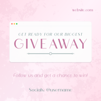 Elegant Chic Giveaway Linkedin Post Image Preview