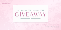 Elegant Chic Giveaway Twitter Post Image Preview