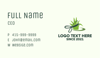 Lawn Care Worker  Business Card Image Preview